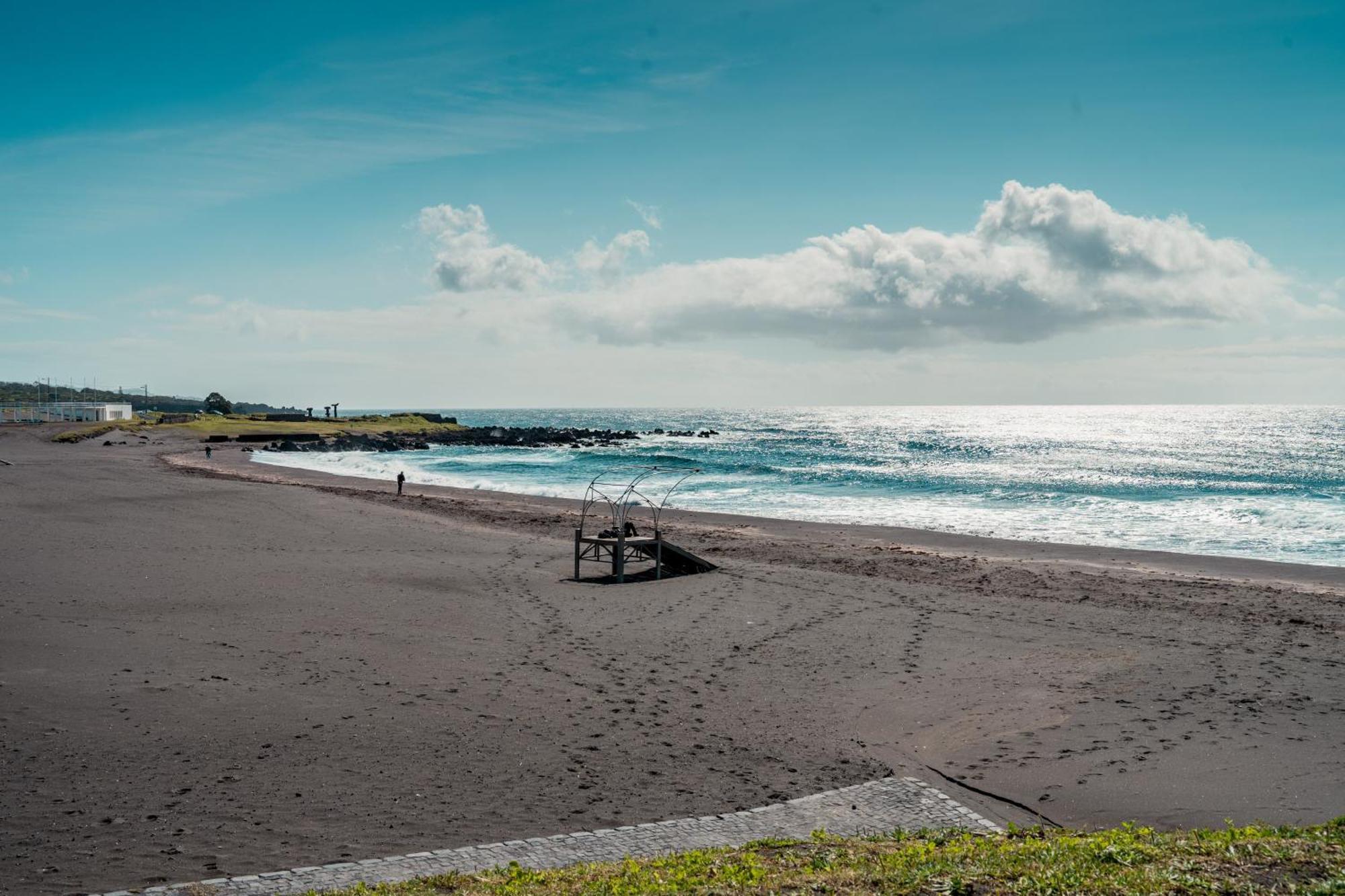 Beach Waves Ponta Delgada Zewnętrze zdjęcie